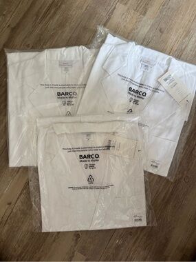 3 Medical lab Coats New Barco unisex  Medical Scrub Top size 42